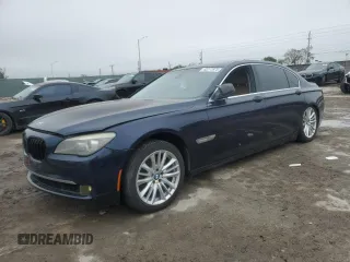 2012 BMW 7 Series 750Li with VIN WBAKB8C55CC964442, listed as a Copart auction lot 42277875 with 0 mi miles and Salvage Title. Bid and sale history available at carsss.com. Image 1.