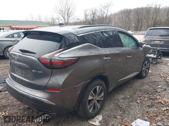 2023 Nissan Murano SV z VIN 5N1AZ2BS9PC110604, wystawiony jako IAAI lot #41437373 z przebiegiem 46 568 mil mil oraz . Historia ofert i sprzedaży dostępna na DreamBid. Obrazek 4.
