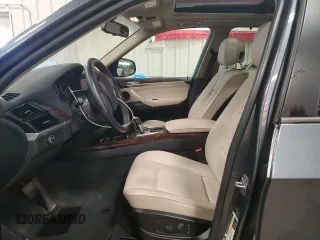 2012 BMW X5 35i с VIN 5UXZV4C55CL750678, выставлен на аукционе Copart как лот 52995185 с пробегом 130 912 миль миль и Чистый • Clean title. История ставок и продаж доступна на DreamBid. Изображение 7.