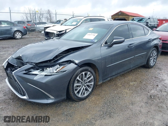 2022 Lexus ES 350 z VIN 58ACZ1B18NU133558, wystawiony jako IAAI lot #41837796 z przebiegiem 35 770 mil mil oraz . Historia ofert i sprzedaży dostępna na DreamBid. Obrazek 18.