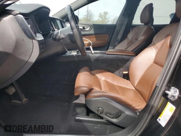 2019 Volvo XC60 Inscription with VIN LYVA22RL0KB183901, listed as a Copart auction lot 53528455 with 93,754 mi miles and Salvage title. Bid and sale history available at DreamBid. Image 7.