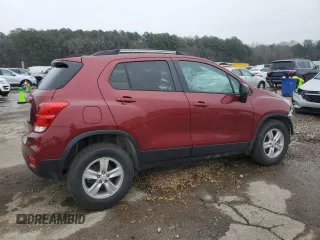 2021 Chevrolet Trax LT with VIN KL7CJPSM1MB362039, listed as a Copart auction lot 45359115 with 108,710 mi miles and Salvage title. Bid and sale history available at DreamBid. Image 3.