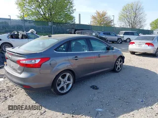 2014 Ford Focus Titanium with VIN 1FADP3J24EL241067, listed as a IAAI auction lot 42093101 with 1 mi miles. Bid and sale history available at carsss.com. Image 4.