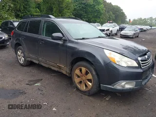 2011 Subaru Outback Premium z VIN 4S4BRBCC1B3321882, wystawiony jako IAAI lot #42421964 z przebiegiem 254 723 mil mil oraz . Historia ofert i sprzedaży dostępna na DreamBid. Obrazek 1.