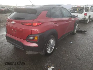 2020 Hyundai Kona SEL with VIN KM8K22AA1LU509951, listed as a Copart auction lot 61039692 with 26,704 mi miles. Bid and sale history available at carsss.com. Image 4.