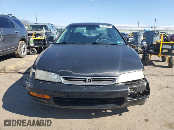 1996 Honda Accord EX with VIN 1HGCD5657TA159695, listed as a Copart auction lot 46241935 with 87,847 mi miles and Salvage Title. Bid and sale history available at DreamBid. Image 5.