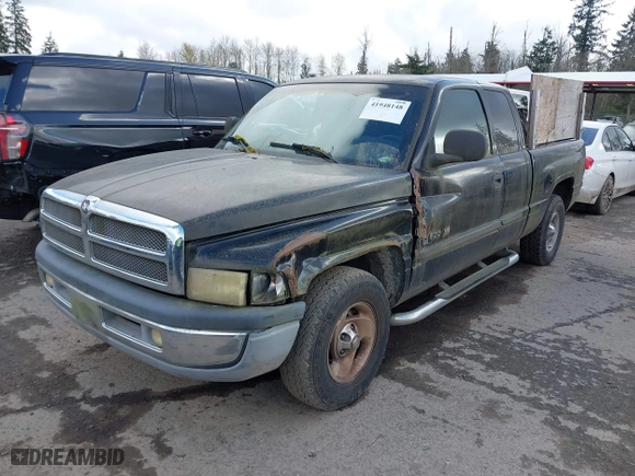 2001 Dodge Ram 1500 with VIN 1B7HC13Z11J549261, listed as a IAAI auction lot 41948148 with 241,326 mi miles. Bid and sale history available at carsss.com. Image 2.