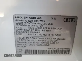 2024 Audi Q8 e-tron Premium Plus z VIN WA15AAGE3RB031412, wystawiony jako Copart lot #71624414 z przebiegiem 6000 mil mil oraz Szkody całkowita. Historia ofert i sprzedaży dostępna na DreamBid. Obrazek 14.