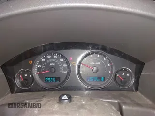 2006 Jeep Commander z VIN 1J8HG48K36C268732, wystawiony jako IAAI lot #42285260 z przebiegiem 215 512 mil mil oraz . Historia ofert i sprzedaży dostępna na DreamBid. Obrazek 7.