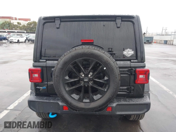 2024 Jeep Wrangler Sahara with VIN 1C4RJXP63RW148483, listed as a IAAI auction lot 41906879 with 32,509 mi miles and . Bid and sale history available at DreamBid. Image 17.