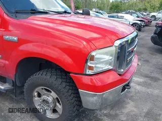 2005 Ford F-250 XL z VIN 1FTSW21P15EB14467, wystawiony jako IAAI lot #42254849 z przebiegiem 191 434 mil mil oraz . Historia ofert i sprzedaży dostępna na DreamBid. Obrazek 6.