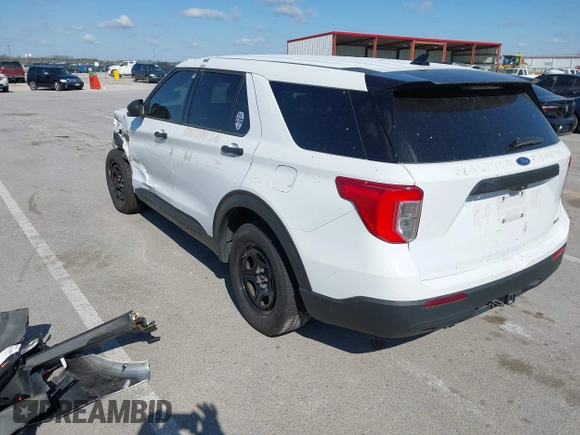 2020 Ford Police Interceptor Utility z VIN 1FM5K8AB0LGD09716, wystawiony jako IAAI lot #42054545 z przebiegiem 106 253 mil mil oraz . Historia ofert i sprzedaży dostępna na DreamBid. Obrazek 3.