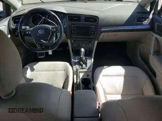 2018 Volkswagen Golf S z VIN 3VWH17AU9JM758196, wystawiony jako Copart lot #54562715 z przebiegiem 60 091 mil mil oraz Szkoda całkowita • Salvage title. Historia ofert i sprzedaży dostępna na DreamBid. Obrazek 8.