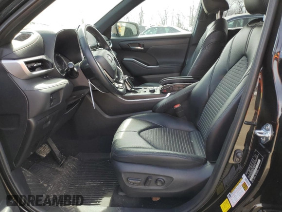2022 Toyota Highlander XSE with VIN 5TDLZRBH1NS187893, listed as a Copart auction lot 49720015 with 28,832 mi miles and Salvage title. Bid and sale history available at DreamBid. Image 7.