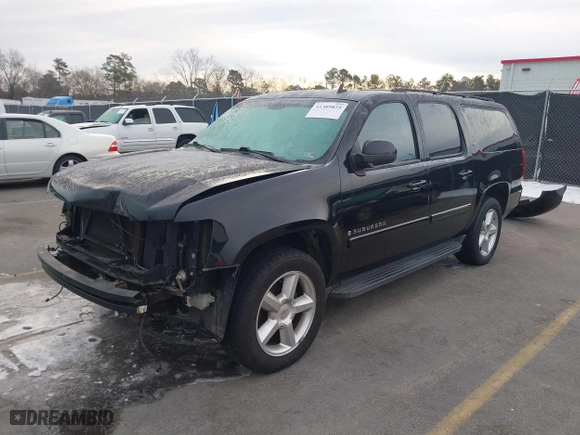2008 Chevrolet Suburban LTZ with VIN 1GNFC16048J195872, listed as a IAAI auction lot 41389825 with 207,421 mi miles. Bid and sale history available at carsss.com. Image 18.