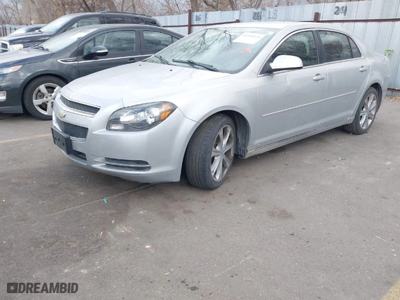 2009 Chevrolet Malibu LT w/1LT with VIN 1G1ZH57B09F191295, listed as a IAAI auction lot 41518324 with 236810 miles. Bid and sale history available at carsss.com. Image 2.