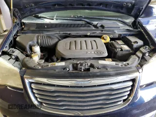 2013 Chrysler Town & Country Touring z VIN 2C4RC1BG6DR819136, wystawiony jako Copart lot #57430235 z przebiegiem 174 976 mil mil oraz Szkoda całkowita • Salvage title. Historia ofert i sprzedaży dostępna na DreamBid. Obrazek 12.