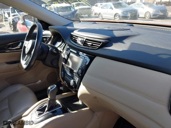 2017 Nissan Rogue SL with VIN 5N1AT2MV9HC762391, listed as a IAAI auction lot 41571253 with 127,929 mi miles. Bid and sale history available at carsss.com. Image 5.