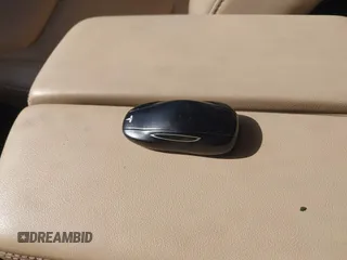 2016 Tesla Model S 70 z VIN 5YJSA1E16GF129997, wystawiony jako IAAI lot #42108270 z przebiegiem Nie podano mil oraz . Historia ofert i sprzedaży dostępna na DreamBid. Obrazek 11.