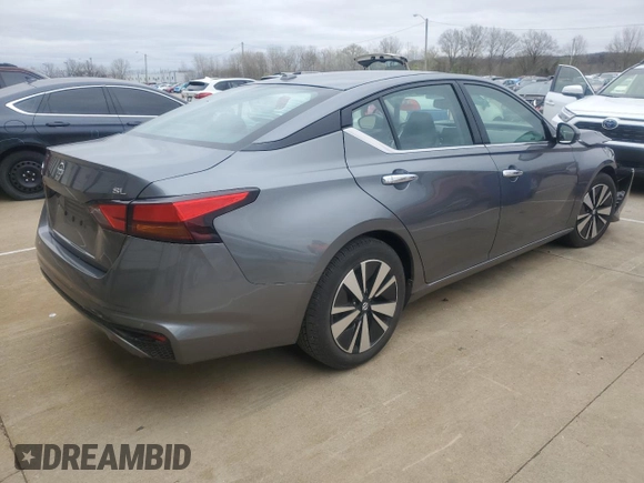 2019 Nissan Altima SL with VIN 1N4BL4EV2KC243327, listed as a Copart auction lot 51425485 with 92,624 mi miles and Salvage title. Bid and sale history available at DreamBid. Image 3.