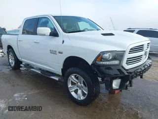 2017 Ram 1500 Night z VIN 1C6RR7MT3HS634288, wystawiony jako IAAI lot #40993931 z przebiegiem 138 341 mil mil oraz . Historia ofert i sprzedaży dostępna na DreamBid. Obrazek 1.