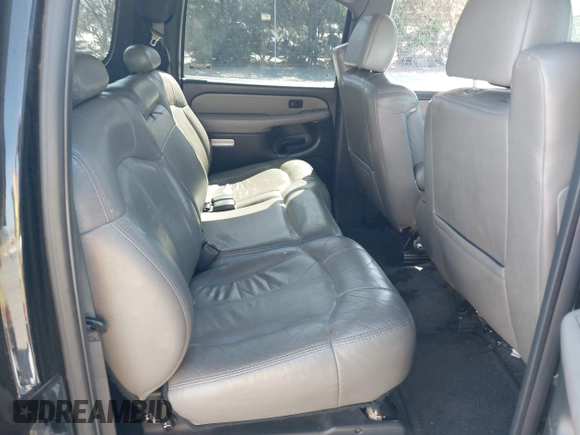 2002 Chevrolet Suburban LT with VIN 1GNEC16T02J249102, listed as a IAAI auction lot 42324409 with 174,591 mi miles and . Bid and sale history available at DreamBid. Image 8.