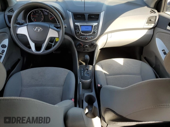 2012 Hyundai Accent GLS z VIN KMHCT4AE6CU183208, wystawiony jako Copart lot #51805365 z przebiegiem 118 061 mil mil oraz Szkody całkowita. Historia ofert i sprzedaży dostępna na DreamBid. Obrazek 8.