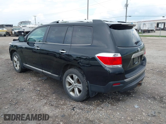 2012 Toyota Highlander Limited with VIN 5TDDK3EH5CS132426, listed as a IAAI auction lot 42547320 with 185,143 mi miles and . Bid and sale history available at DreamBid. Image 3.