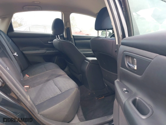 2016 Nissan Altima 2.5 SL with VIN 1N4AL3AP4GC252731, listed as a IAAI auction lot 41664998 with 143,068 mi miles. Bid and sale history available at carsss.com. Image 8.