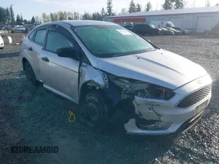 2017 Ford Focus S z VIN 1FADP3E2XHL231075, wystawiony jako IAAI lot #41993328 z przebiegiem 127 049 mil mil oraz . Historia ofert i sprzedaży dostępna na DreamBid. Obrazek 1.