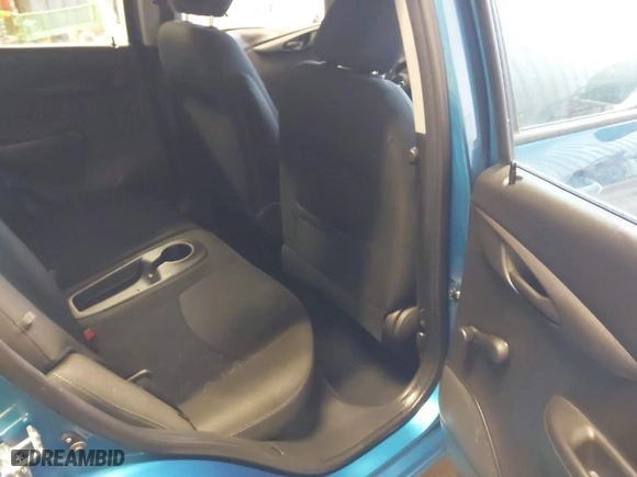 2020 Chevrolet Spark LS with VIN KL8CB6SA8LC475181, listed as a IAAI auction lot 41188987 with 13,585 mi miles. Bid and sale history available at carsss.com. Image 8.