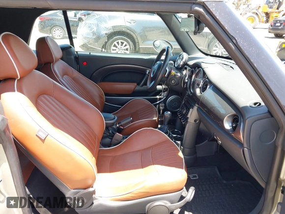 2008 MINI Convertible with VIN WMWRF33588TG19177, listed as a IAAI auction lot 42541716 with 82,273 mi miles and . Bid and sale history available at DreamBid. Image 5.