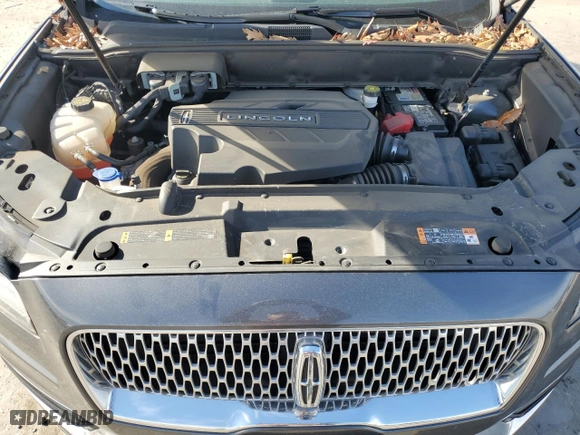 2019 Lincoln Nautilus Reserve with VIN 2LMPJ8LP0KBL41192, listed as a Copart auction lot 46260205 with 40,082 mi miles and Salvage Title. Bid and sale history available at carsss.com. Image 12.