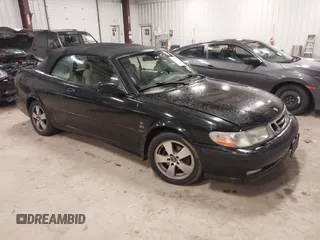 2003 Saab 9-3 z VIN YS3DF75K037002712, wystawiony jako IAAI lot #42307376 z przebiegiem 170 102 mil mil oraz . Historia ofert i sprzedaży dostępna na DreamBid. Obrazek 1.