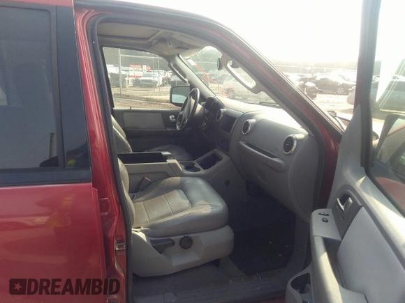 2004 Ford Expedition Special Service with VIN 1FMFU15L84LB10446, listed as a IAAI auction lot 42352416 with 273,817 mi miles and . Bid and sale history available at DreamBid. Image 5.