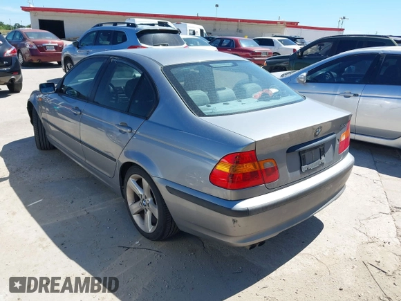 2005 BMW 3 Series 325i with VIN WBAEV33475KW16701, listed as a IAAI auction lot 42304390 with 176,620 mi miles and . Bid and sale history available at DreamBid. Image 3.