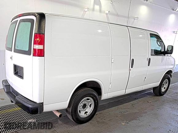 2018 Chevrolet Express Cargo with VIN 1GCWGAFP8J1342579, listed as a IAAI auction lot 42708229 with 125,604 mi miles and . Bid and sale history available at DreamBid. Image 6.