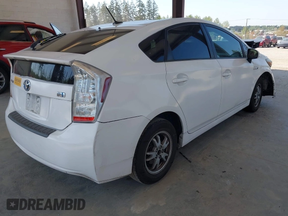 2011 Toyota Prius I with VIN JTDKN3DU7B0319732, listed as a IAAI auction lot 42114036 with 286,315 mi miles. Bid and sale history available at carsss.com. Image 4.