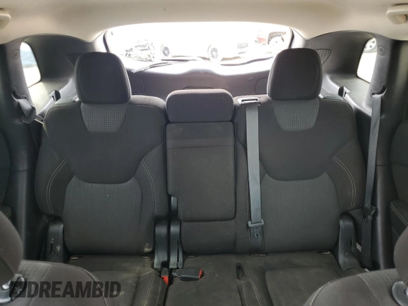 2016 Jeep Cherokee Altitude z VIN 1C4PJMCB8GW123004, wystawiony jako Copart lot #61931895 z przebiegiem 149 943 mil mil oraz Szkoda całkowita • Salvage title. Historia ofert i sprzedaży dostępna na DreamBid. Obrazek 10.