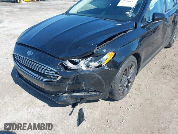 2018 Ford Fusion SE with VIN 3FA6P0HD5JR239290, listed as a IAAI auction lot 41810137 with 43,202 mi miles. Bid and sale history available at carsss.com. Image 6.