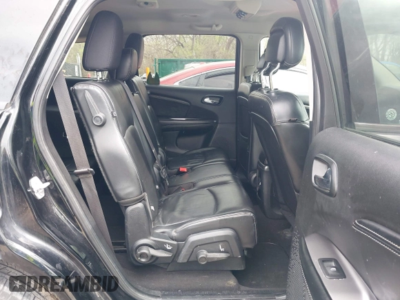 2016 Dodge Journey Crossroad Plus z VIN 3C4PDDGG7GT201047, wystawiony jako IAAI lot #41939167 z przebiegiem 140 333 mil mil oraz . Historia ofert i sprzedaży dostępna na DreamBid. Obrazek 8.