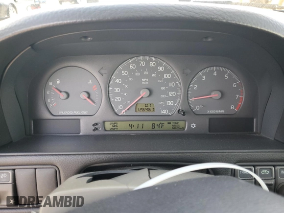 1998 Volvo S70 z VIN YV1LS5674W2543724, wystawiony jako Copart lot #42146915 z przebiegiem 126 467 mil mil oraz Szkody całkowita. Historia ofert i sprzedaży dostępna na DreamBid. Obrazek 9.