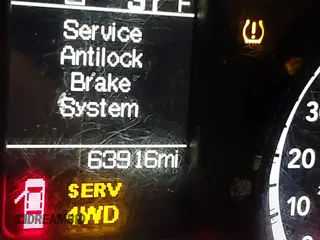 2018 Ram 1500 Express z VIN 1C6RR7KG2JS277259, wystawiony jako IAAI lot #40986520 z przebiegiem 63 916 mil mil oraz . Historia ofert i sprzedaży dostępna na DreamBid. Obrazek 15.