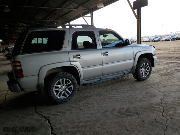 2005 Chevrolet Tahoe Z71 with VIN 1GNEC13T55R275396, listed as a Copart auction lot 47051465 with 249,468 mi miles and Salvage Title. Bid and sale history available at carsss.com. Image 3.