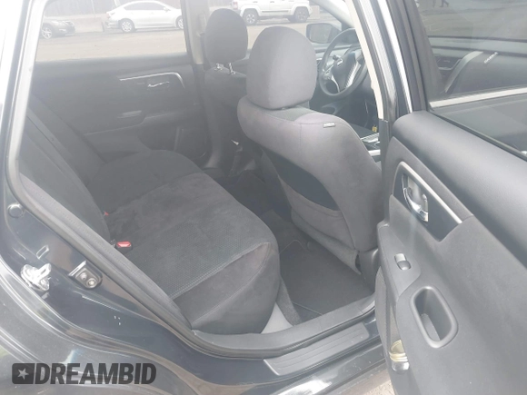 2014 Nissan Altima 2.5 S with VIN 1N4AL3AP0EC135046, listed as a IAAI auction lot 41779259 with 84,724 mi miles. Bid and sale history available at carsss.com. Image 8.