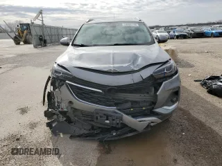 2023 Buick Encore GX Essence z VIN KL4MMGSLXPB132911, wystawiony jako Copart lot #49880115 z przebiegiem 50 287 mil mil oraz Szkoda całkowita • Salvage title. Historia ofert i sprzedaży dostępna na DreamBid. Obrazek 5.