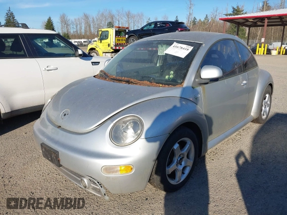 2000 Volkswagen Beetle GLS с VIN 3VWCA21C2YM439205, выставлен на аукционе IAAI как лот 41678418 с пробегом 184 429 миль миль и . История ставок и продаж доступна на DreamBid. Изображение 2.