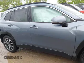 2023 Toyota Corolla Cross XLE с VIN 7MUDAAAG4PV062515, выставлен на аукционе IAAI как лот 42323389 с пробегом 30 092 миль миль и . История ставок и продаж доступна на DreamBid. Изображение 13.