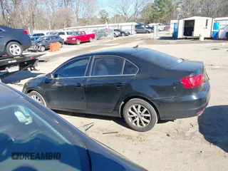 2013 Volkswagen Jetta SE с VIN 3VWDX7AJ4DM298274, выставлен на аукционе IAAI как лот 41444013 с пробегом 111 344 миль миль и . История ставок и продаж доступна на DreamBid. Изображение 14.