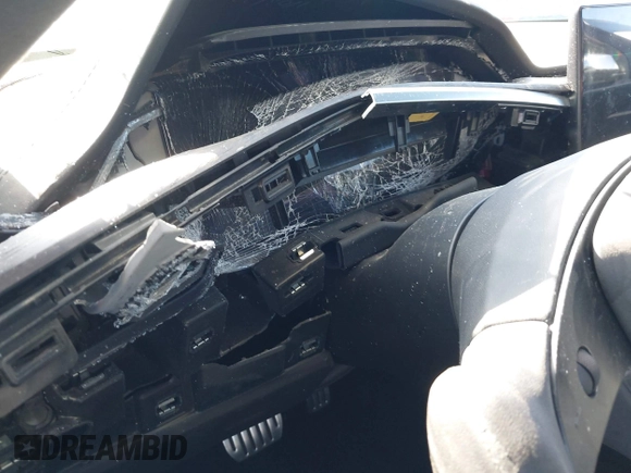 2022 Tesla Model S with VIN 5YJSA1E52NF476906, listed as a IAAI auction lot 41320074 with Not Provided miles and . Bid and sale history available at DreamBid. Image 14.